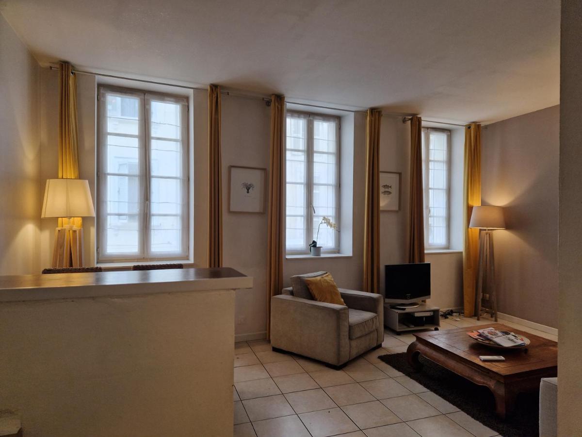 2 Pièces Dans Le Centre Avec Petite Terrasse 3*** Appartement
